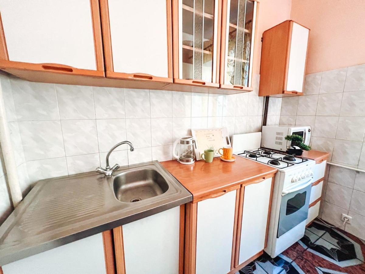 1-Room Apartments Kiev City Center Exterior photo